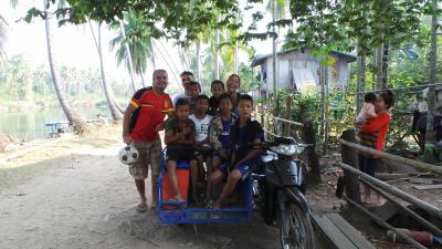 Kids dolp 1